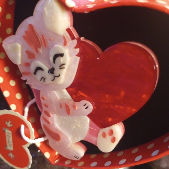 NIB Valentine's Day Feline The Love Erstwilder Brooch - Picture 5 of 7